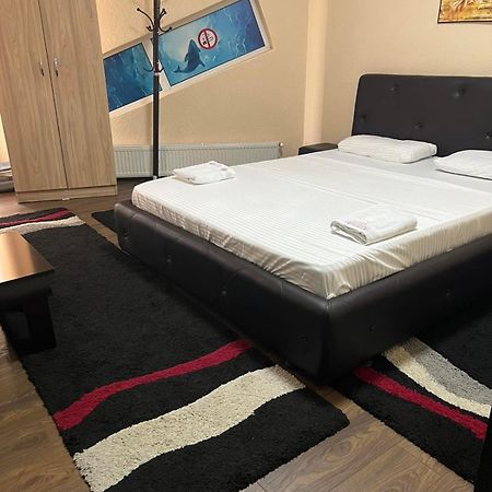 HotelWhite Gjilan Buitenkant foto